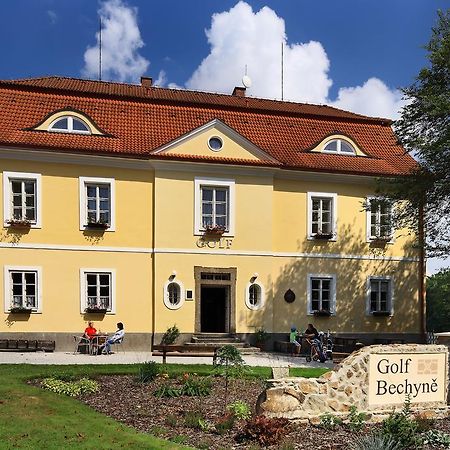 Penzion Cernicka Obora Bechyne Exterior photo